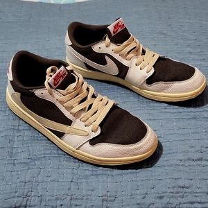 Nike Travis Scott Reverse Mocha Size 11